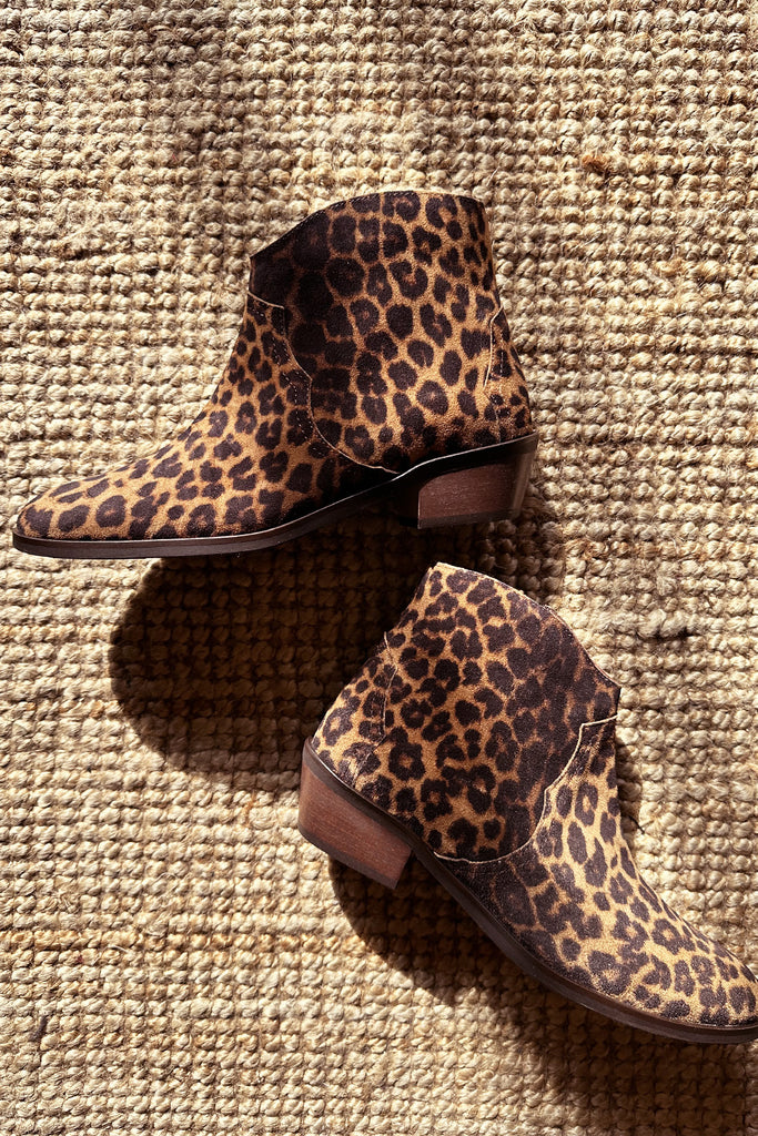 Stivaletti A.Copenhagen camoscio stampa leo