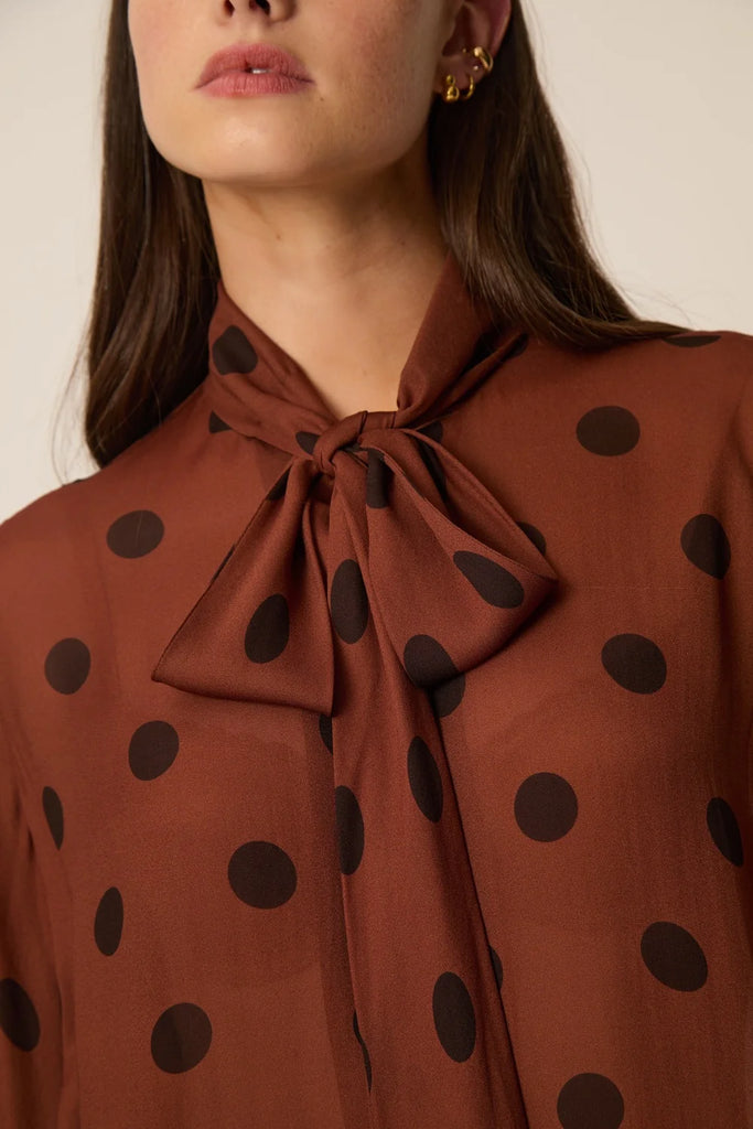 Camicia Des Petits Hauts ruggine pois neri
