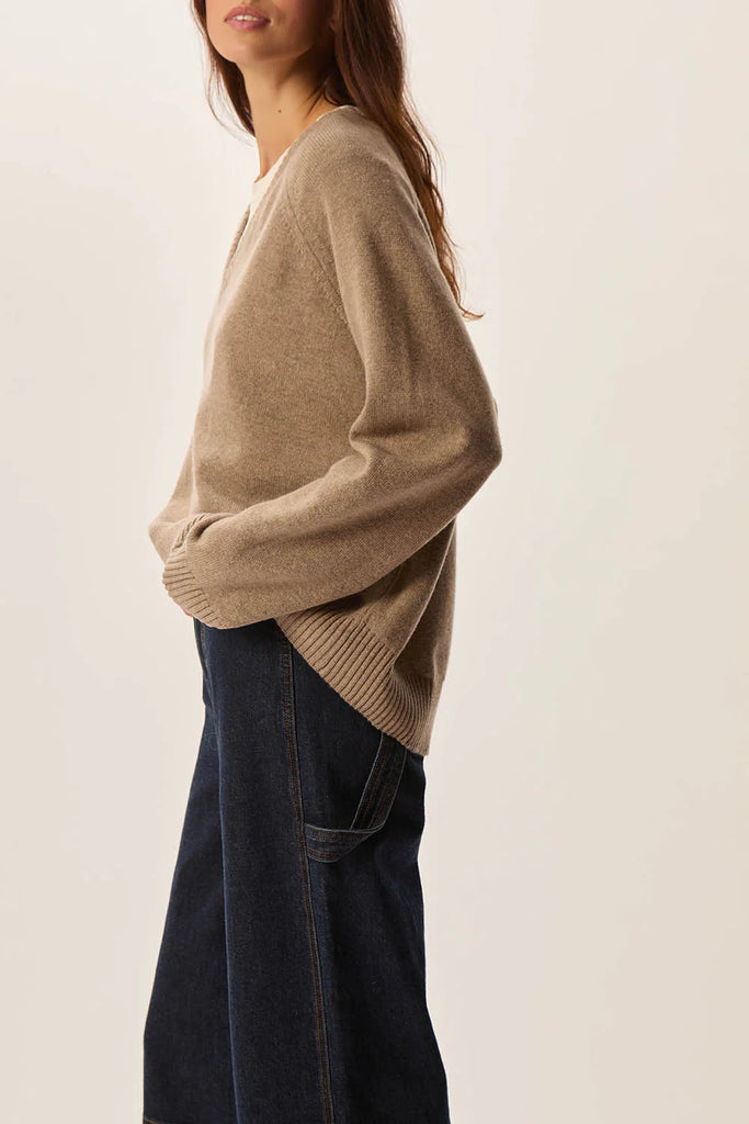 Maglione Des Petits Hauts la V tortora