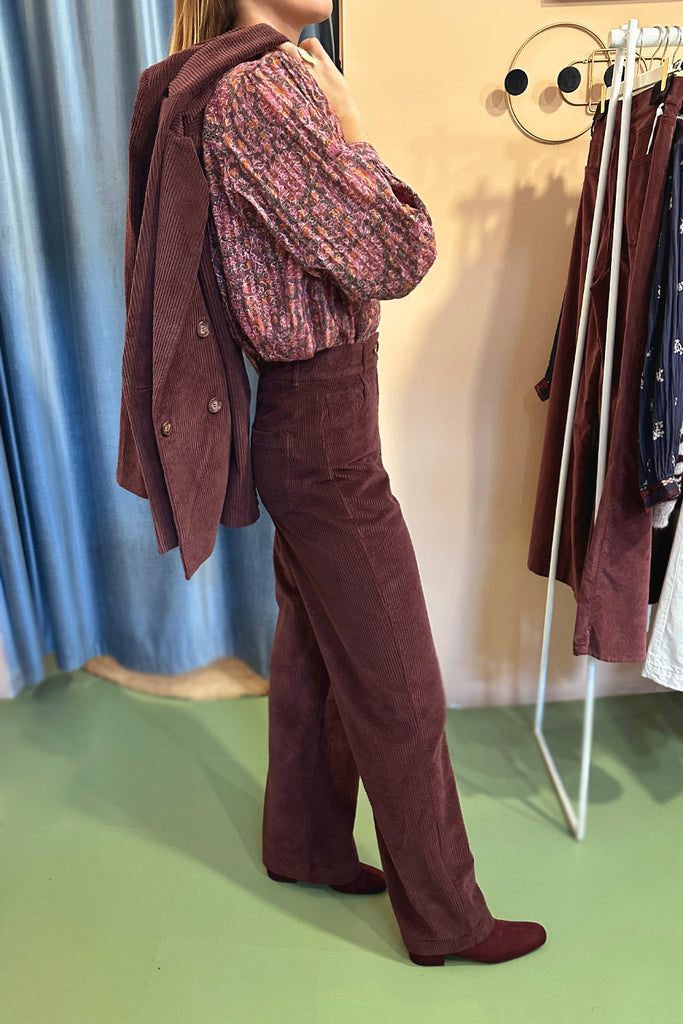 Pantaloni Des Petits Hauts color barolo in velluto a coste