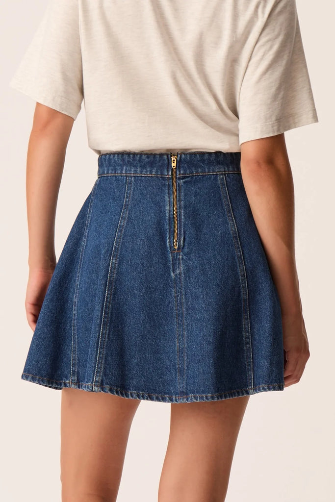 Gonna Des Petits Hauts pannelli denim