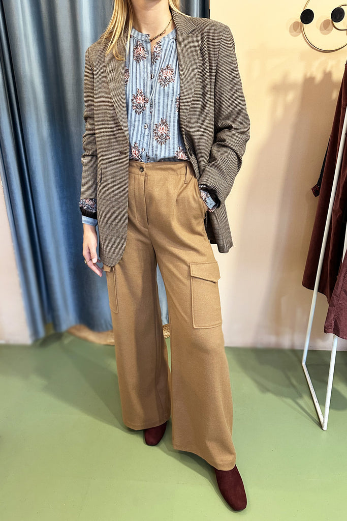 Pantaloni Diega cargo color biscotto