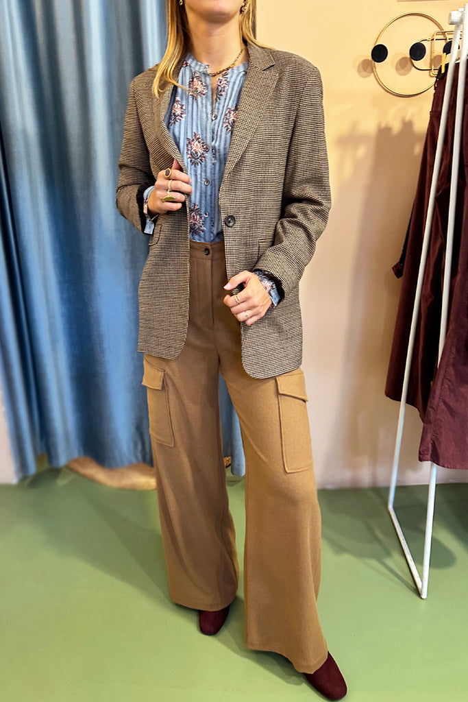 Pantaloni Diega cargo color biscotto