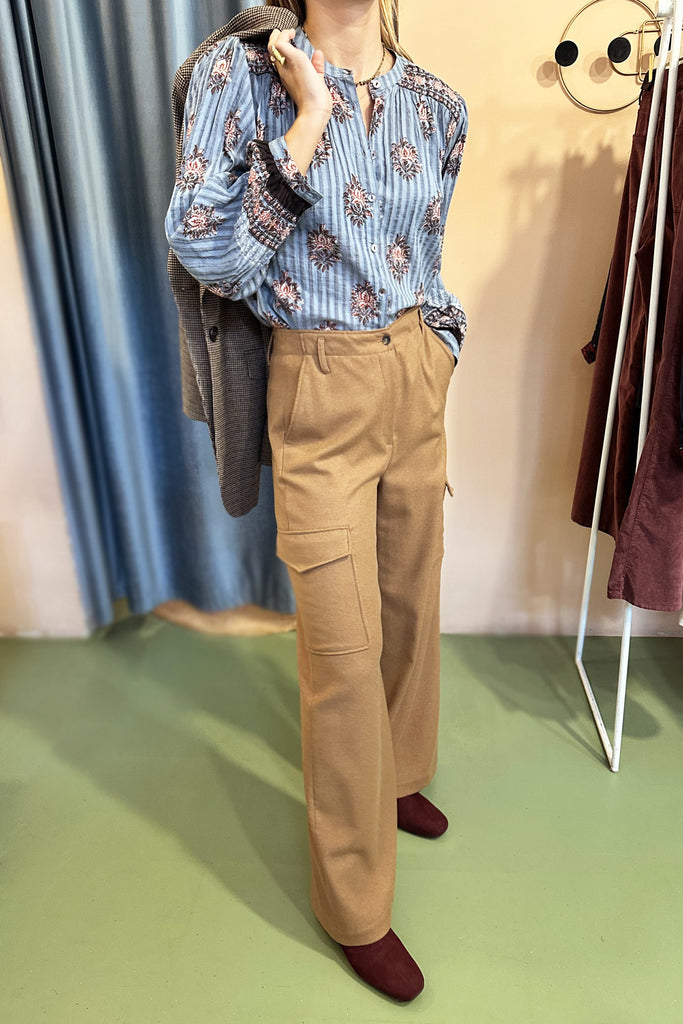 Pantaloni Diega cargo color biscotto