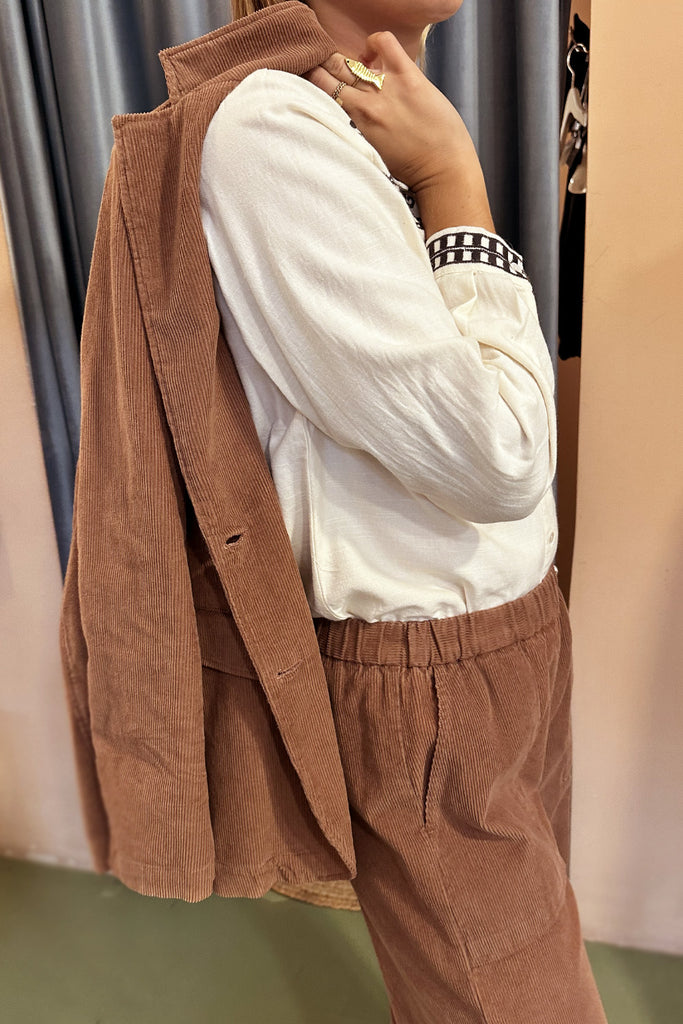 Pantaloni Diega velluto millerighe mocha mousse