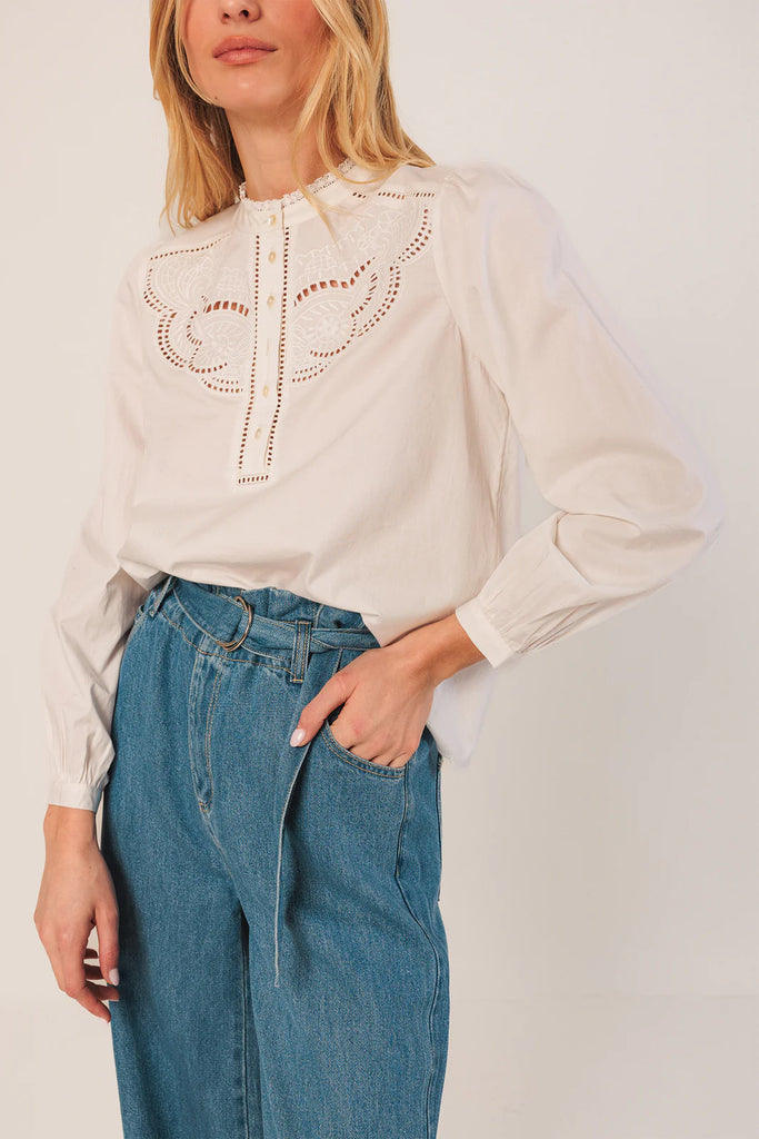 Camicia Indi and Cold bianca con ricami