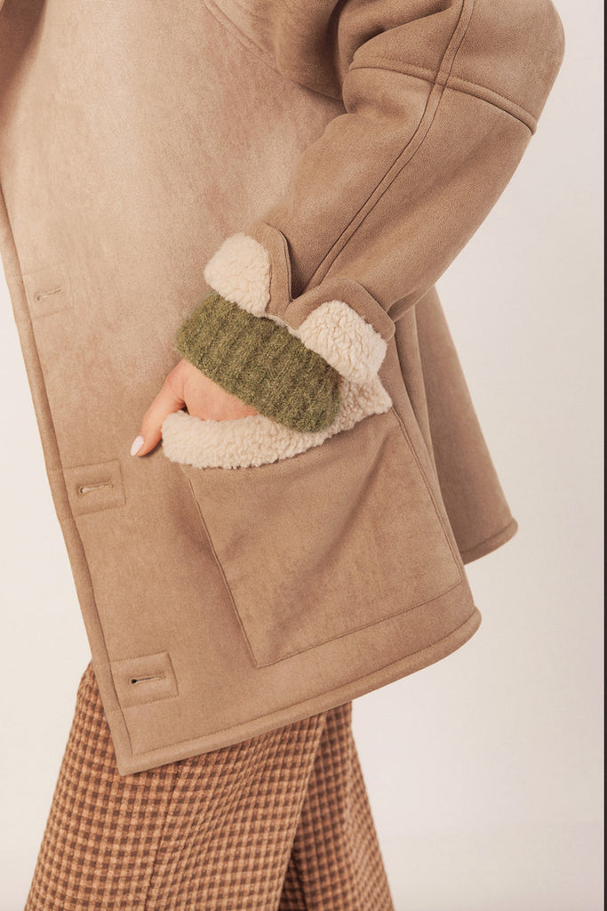 Eco Montone Indi and Cold color ercu scollo a scialle