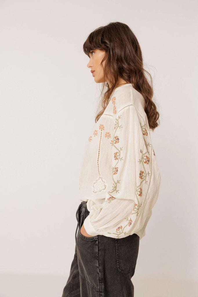 Camicia Indi and cold panna ricami pastello