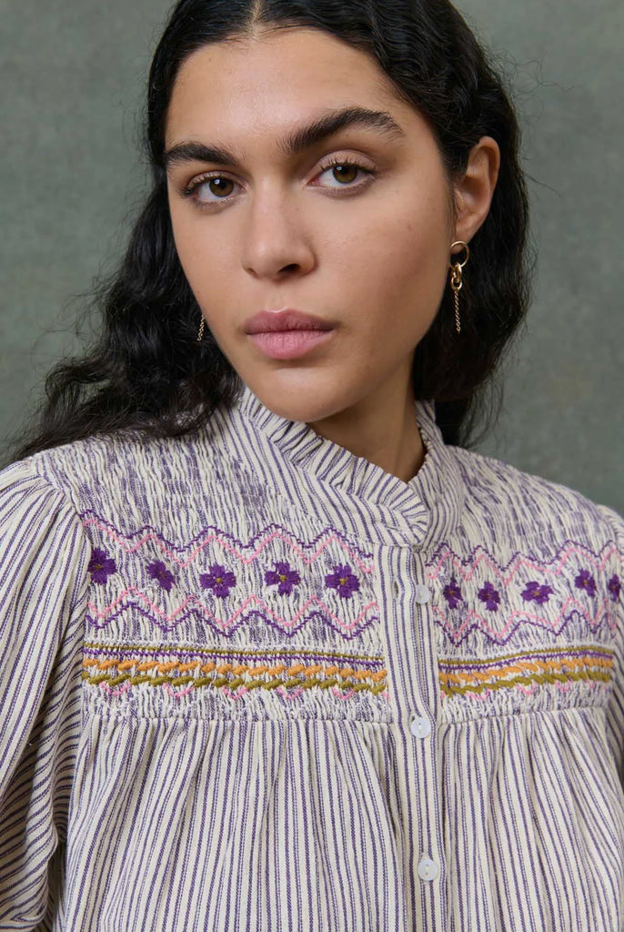 Camicia Louise Misha groffata con ricami