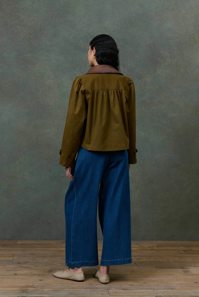 Giacca Louise Misha verde army colletto ecopelle