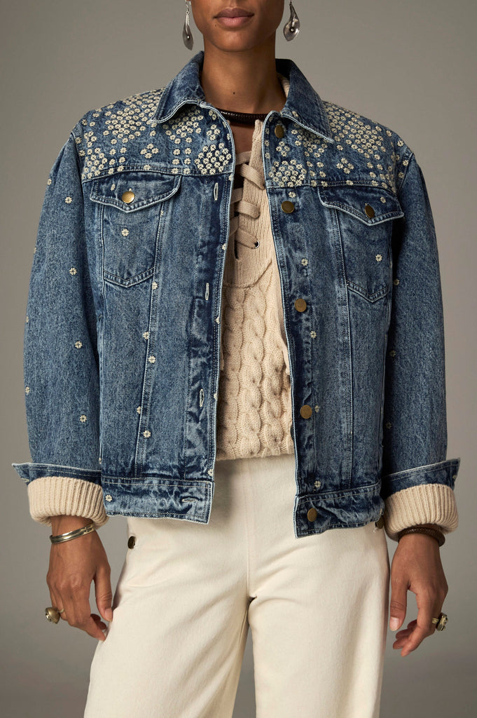 Giacca Maison Hotel denim con ricami e gilet teddy