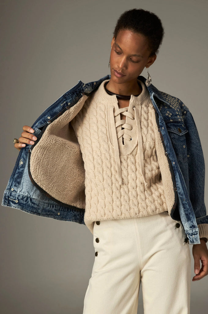 Giacca Maison Hotel denim con ricami e gilet teddy