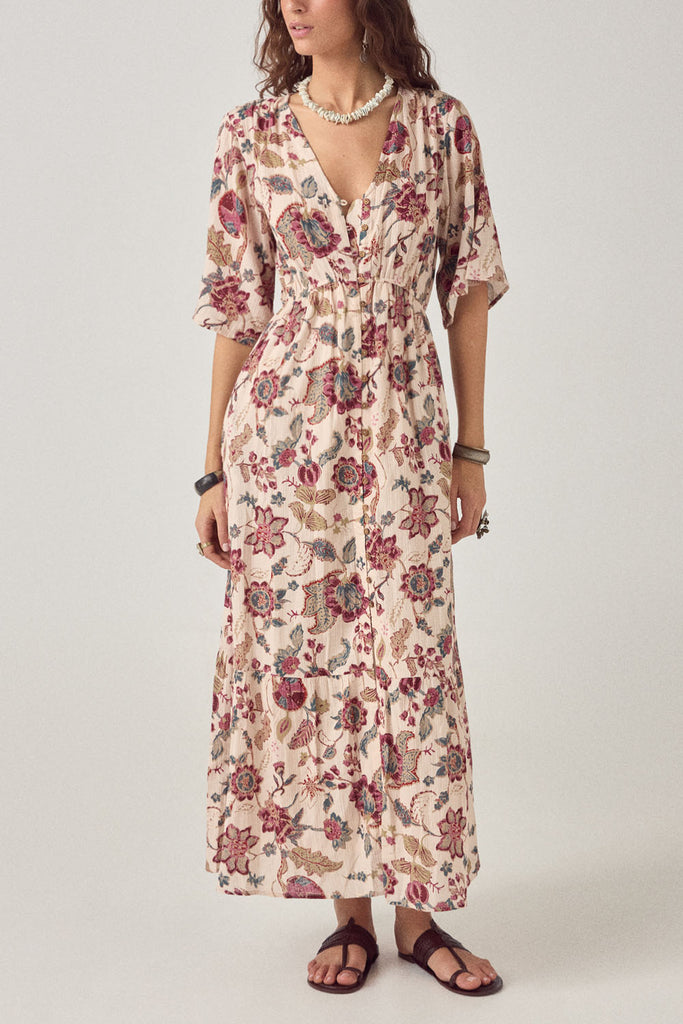 Abito Maison Hotel panna fiori wine