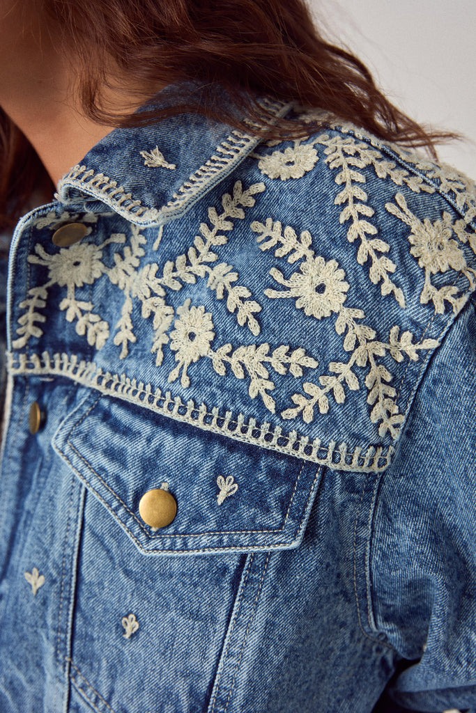 Giacchino Maison Hotel denim con ricami ecrù