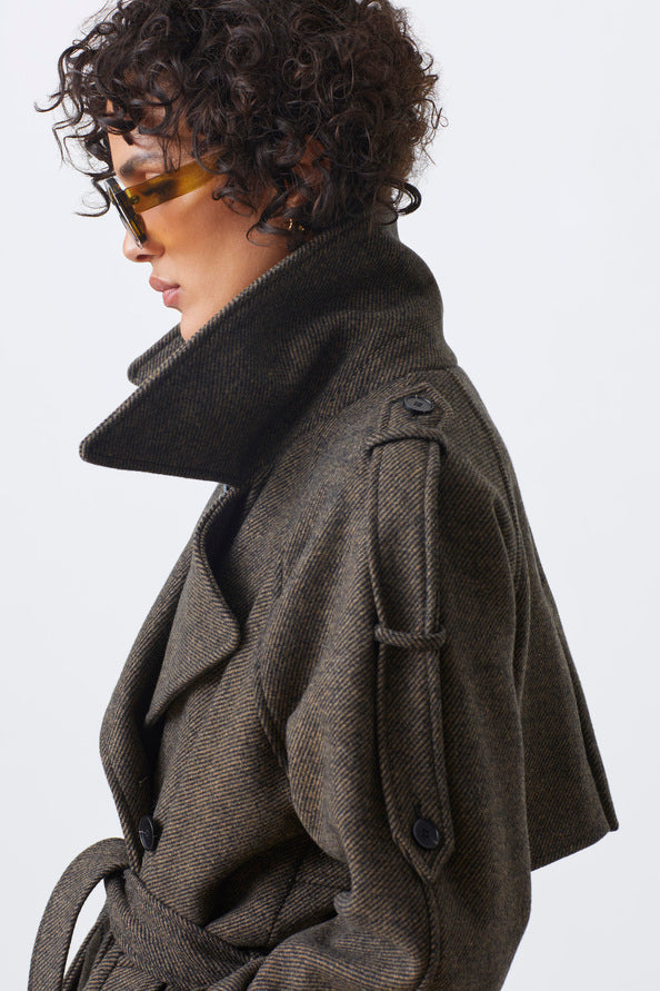 Cappotto Suncoo con mantellina caffè