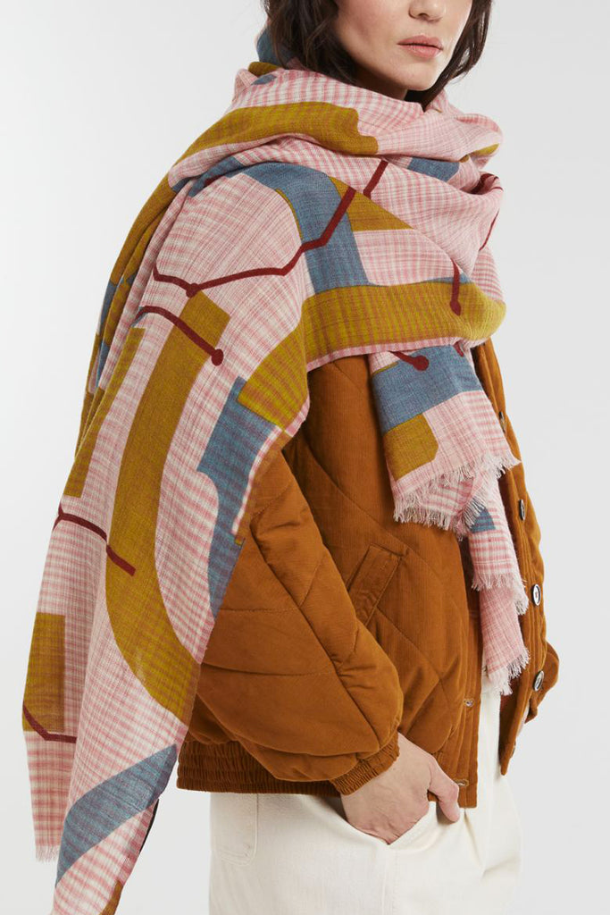 Sciarpa Ma Poesie in garza di lana fantasia oliva e rosa argilla