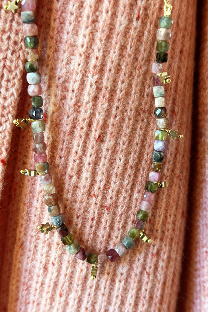 Collana Dressai girocollo cubetti di tormalina e stelline