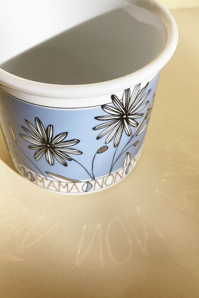 Tazza azzurra 'M'ama non m'ama'